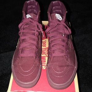 Burgundy Sk8-Hi Vans Men’s 6